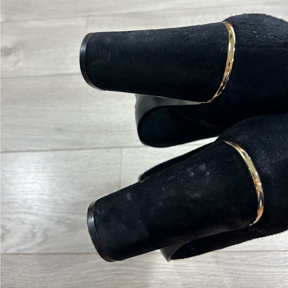 VC John Camuto Black True Suede Booties with Gold Trim - Picture 7 of 10